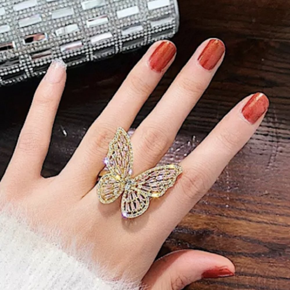GOLD RHINESTONE BUTTERFLY RING - Picture 4 of 7